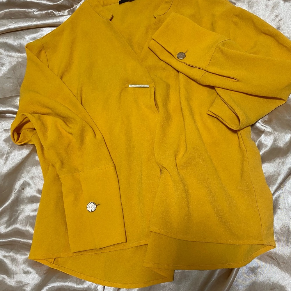 Andrew Marc Mustard Long Sleeve Top